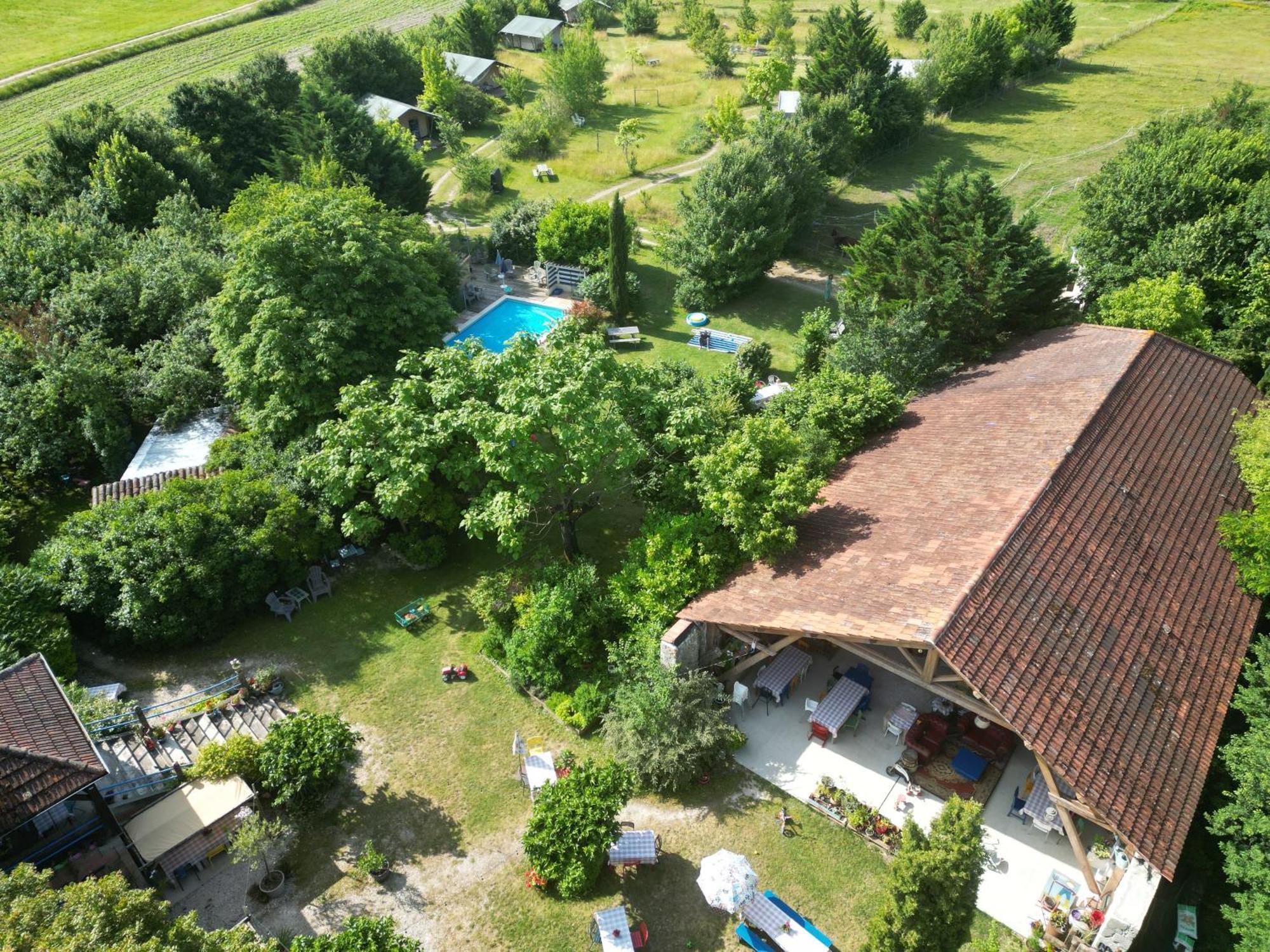 Les Escaliers De La Combe Hotel Saint-Matré Екстериор снимка